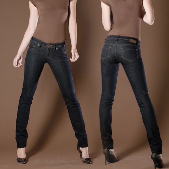 Saks Fifth Avenue Denim - Sz 10 SMALL TOWN Jeans, Skinny leg, Camaro style